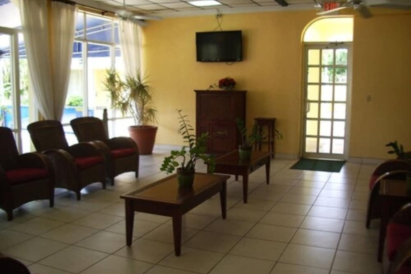 Royal Islander Hotel (Freeport)